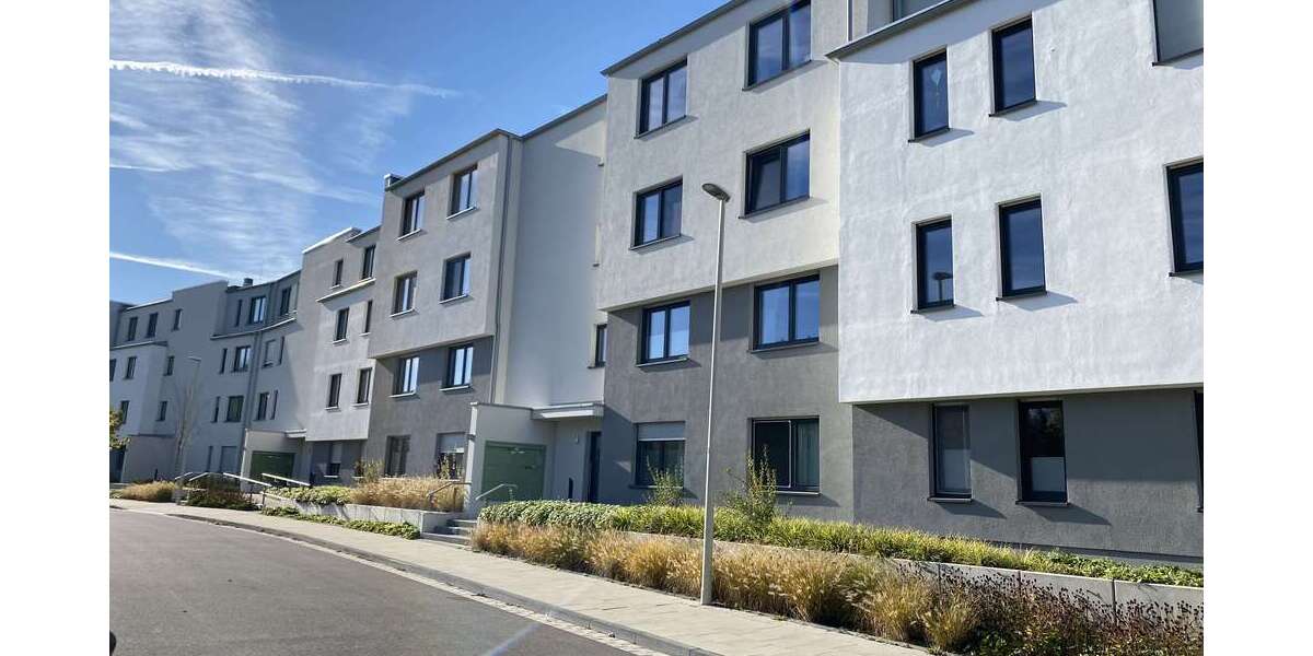 Etagenwohnung Bonn Beuel-Mitte - 2.5 Zimmer, 116 m&sup2;, 1.440&euro; | Angebot:26645792