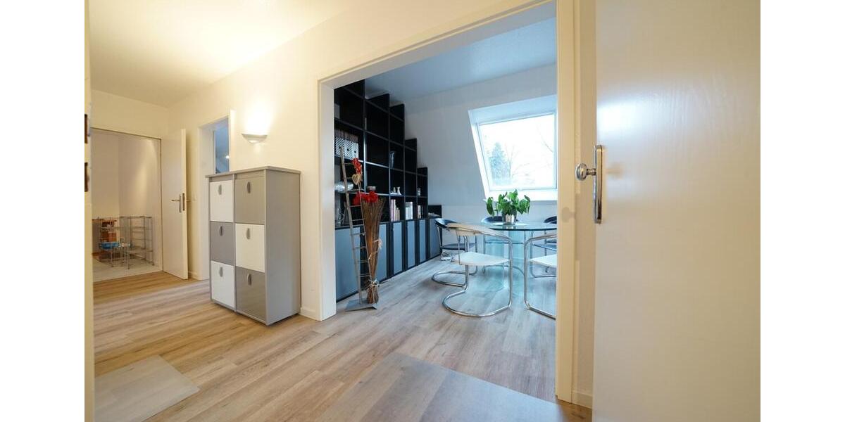 Etagenwohnung Köln Kalk - 2 Zimmer, 60 m&sup2;, 900&euro; | Angebot:25722797