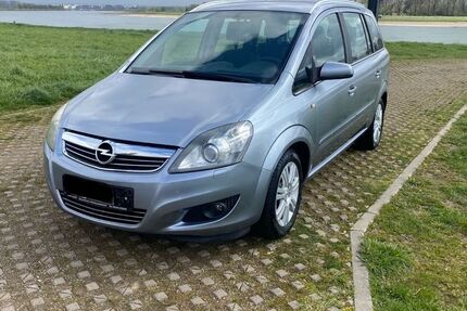 Opel Zafira 108.000 km 4.490 &euro; Köln 50769