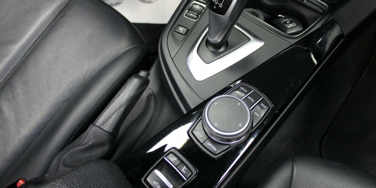 BMW 430 430i Cabrio xDrive Aut. Advantage 101.880 km 26.980 &euro; Euskirchen 53881