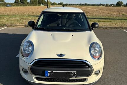 Mini ONE 133.000 km 9.550 &euro; Pulheim 50259