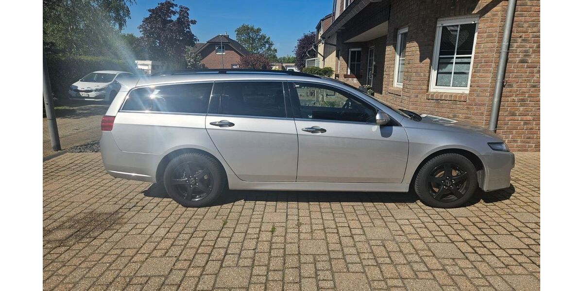 Honda Accord 169.541 km 7.250 &euro; Nörvenich 52388