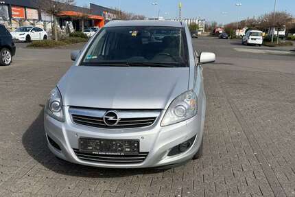 Opel Zafira 184.000 km 4.200 &euro; Köln-Poll (ARAL Tankstelle ) 51105