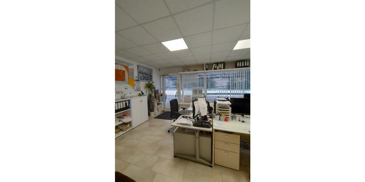 Ideal für Ihren Handwerksbetrieb Hallenfläche mit Büro und 3 Stellplätzen, verkehrsgünstige Lage - Gewerbeobjekt Köln Mülheim | Angebot:19160030