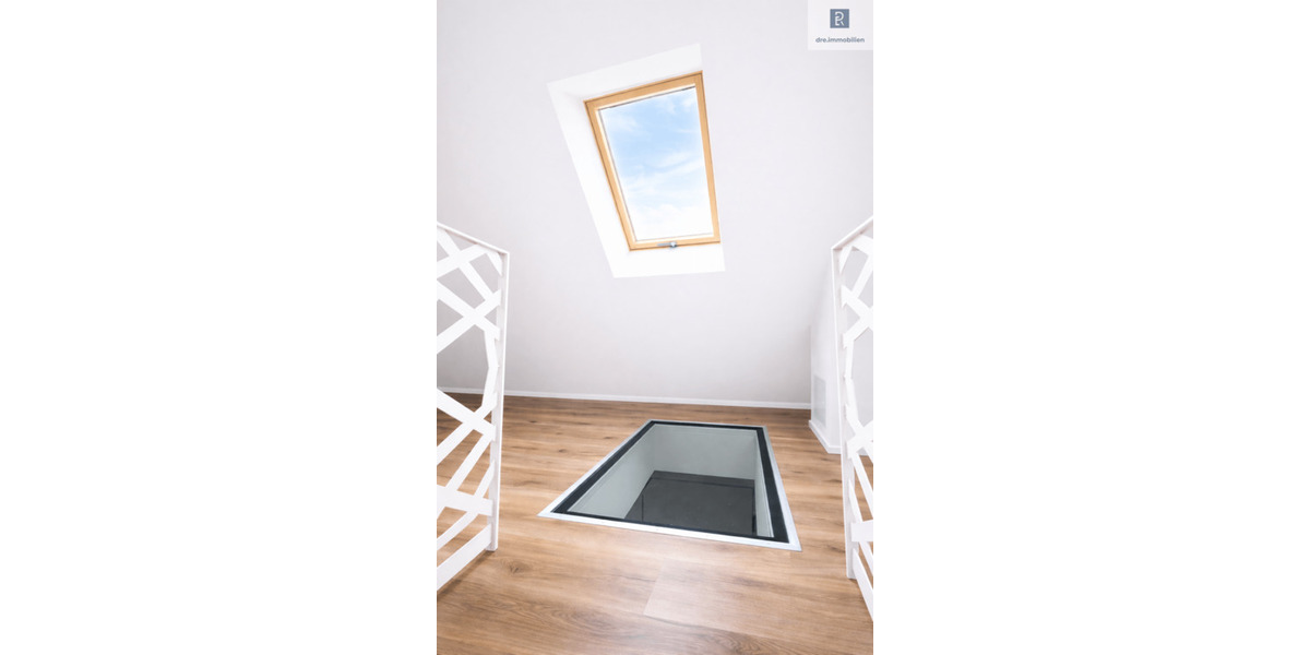 Etagenwohnung Köln Neustadt-Nord - 2 Zimmer, 111 m&sup2;, 2.190&euro; | Angebot:25688978