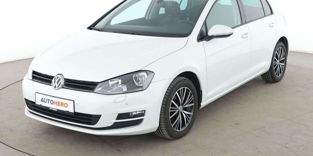 VW Golf 101.758 km 14.210 &euro; Köln 50739