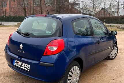 Renault Clio 180.000 km 800 &euro; Bergheim 50126