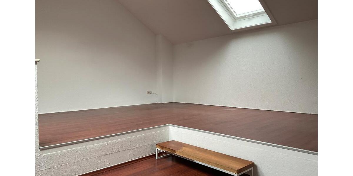 Etagenwohnung Sankt Augustin - 2 Zimmer, 94 m&sup2;, 899&euro; | Angebot:21314022