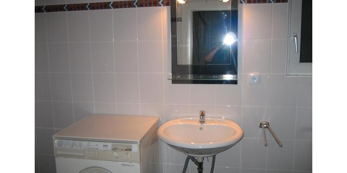 Etagenwohnung Bonn Gielgen - 1 Zimmer, 24 m&sup2;, 322&euro; | Angebot:26036353