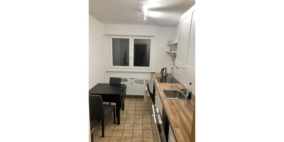Dachgeschoßwohnung Bornheim - 3 Zimmer, 54 m&sup2;, 707&euro; | Angebot:25981073