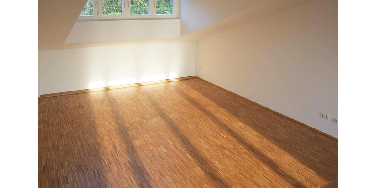 Maisonettenwohnung Bonn Hardtberg - 3.5 Zimmer, 126 m&sup2;, 1.700&euro; | Angebot:25974840