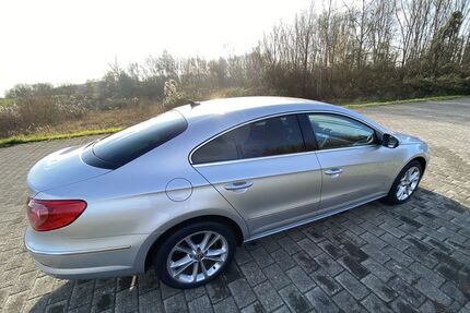 VW Passat 92.500 km 8.300 &euro; Niederkassel 53859