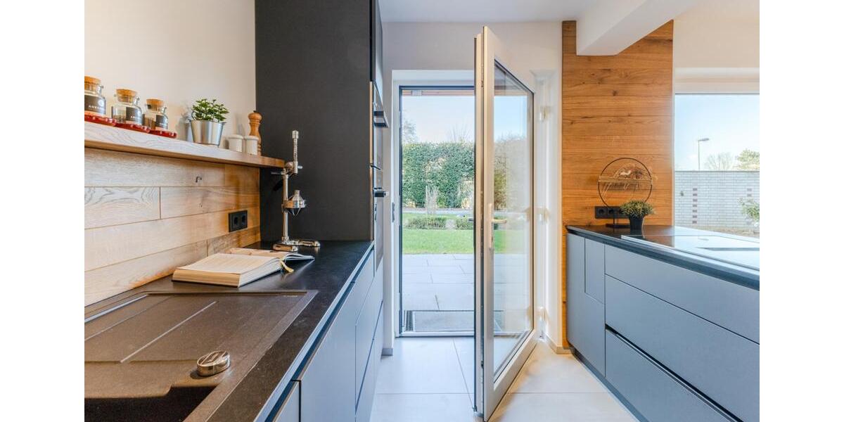 Einfamilienhaus Frechen - 7 Zimmer, 145 m&sup2;, 2.995&euro; | Angebot:25971327