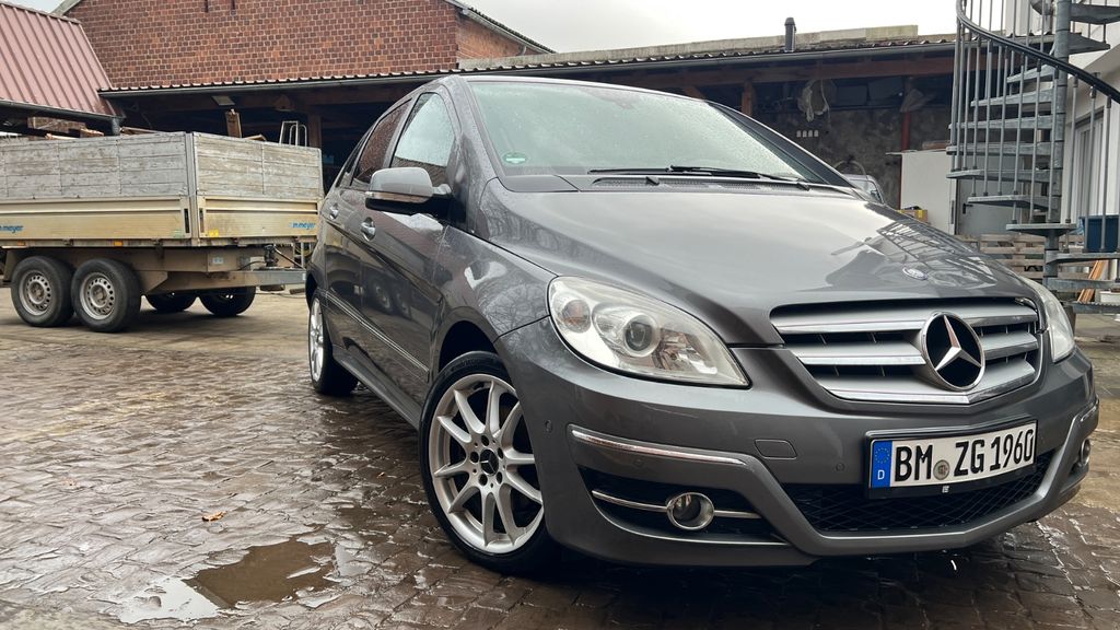 Mercedes-Benz B 180 225.000 km 4.250 &euro; Elsdorf 50189