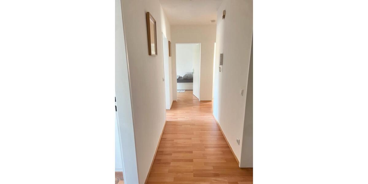 Erdgeschoßwohnung Troisdorf Bergheim - 3 Zimmer, 80 m&sup2;, 2.100&euro; | Angebot:26001872
