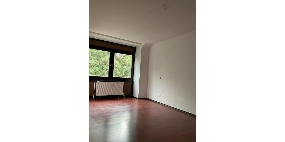 Etagenwohnung Sankt Augustin - 2 Zimmer, 94 m&sup2;, 899&euro; | Angebot:21314022