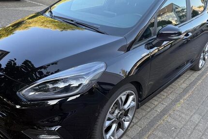 Ford Fiesta 23.000 km 14.700 &euro; Leverkusen 51373