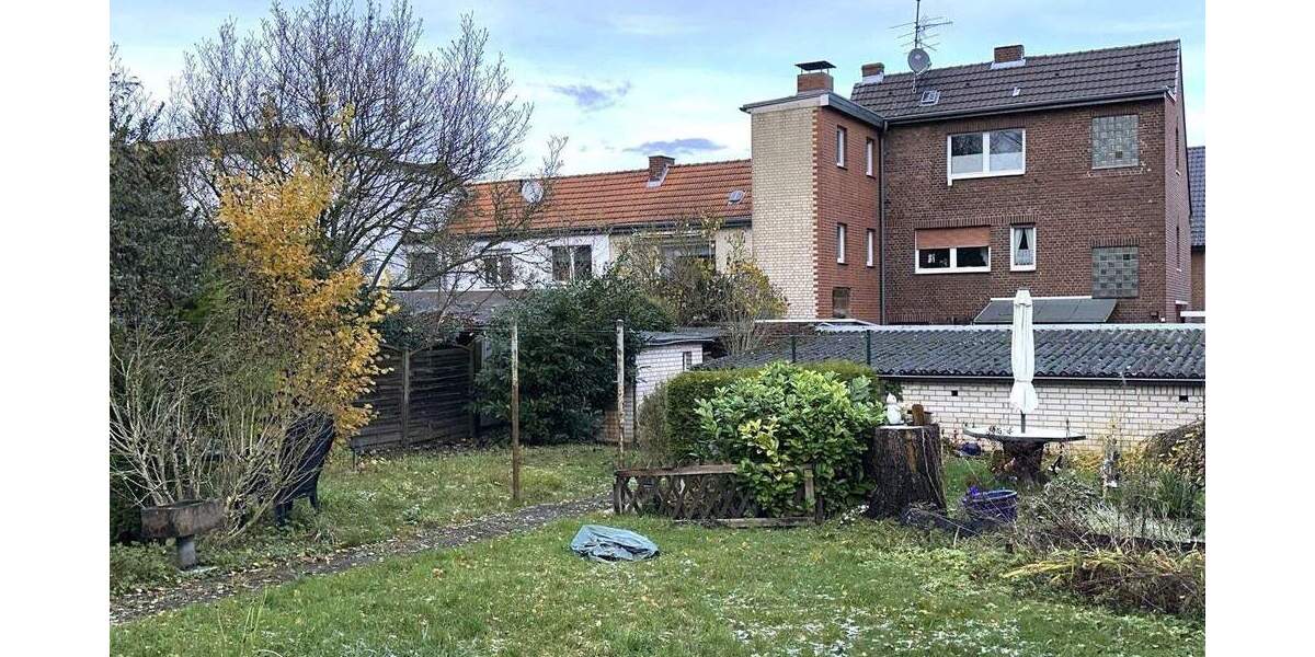 Mehrfamilienhaus, Wohnhaus Hürth Gleuel - 9 Zimmer, 218 m&sup2;, 550.000&euro; | Angebot:25802258