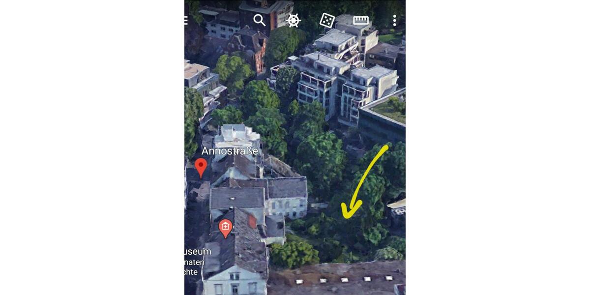 Einfamilienhaus Siegburg - 16 Zimmer, 358 m&sup2;, 2.800&euro; | Angebot:23717571