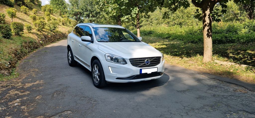 Volvo XC60 170.000 km 18.049 &euro; Siegburg 53721