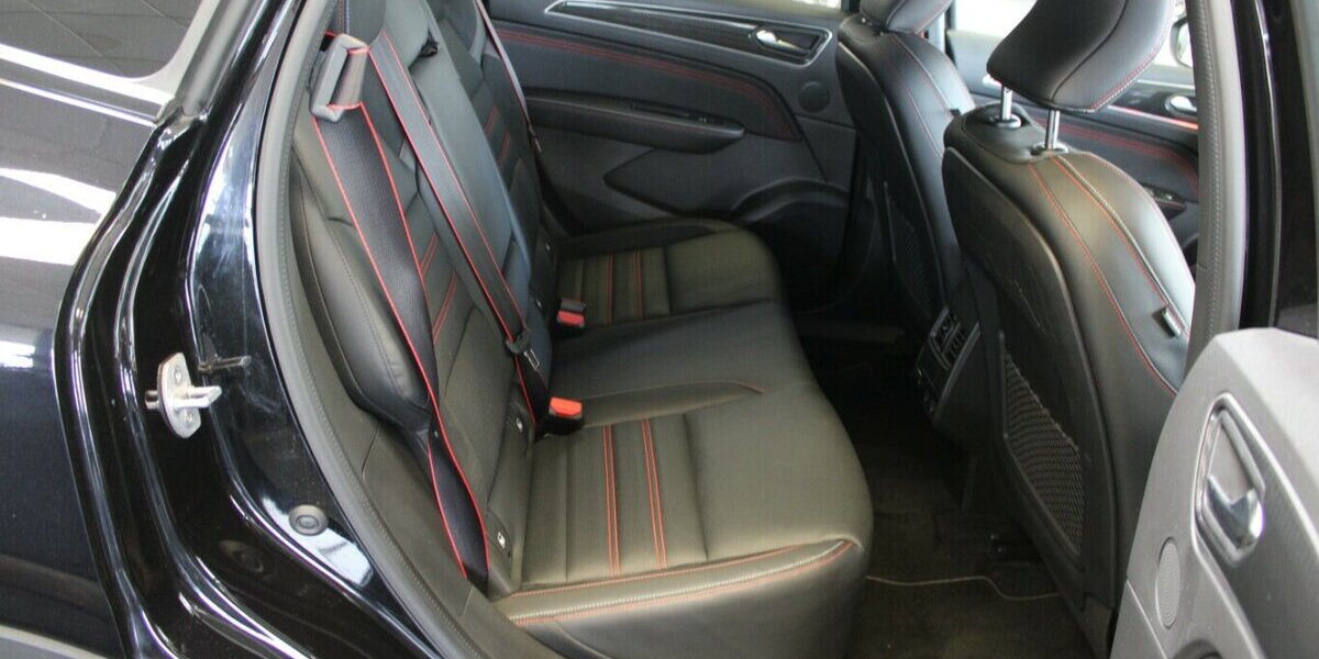 Renault Arkana TCe RS Line 160 EDC 82.914 km 18.980 &euro; Euskirchen 53881