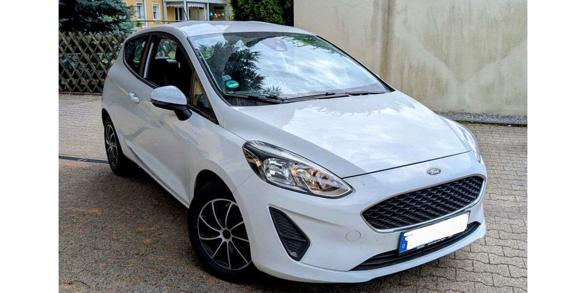 Ford Fiesta 104.967 km 6.100 &euro; Sankt Augustin 53757