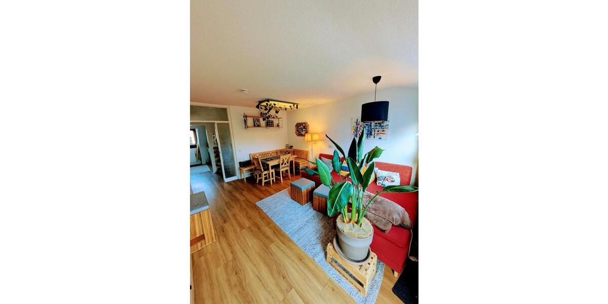 Etagenwohnung Köln Lindenthal - 3 Zimmer, 65 m&sup2;, 1.200&euro; | Angebot:26040260