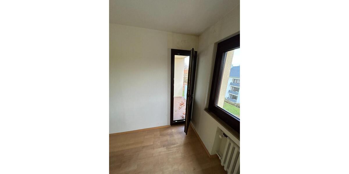 Etagenwohnung Köln Rodenkirchen - 3 Zimmer, 64 m&sup2;, 250.000&euro; | Angebot:24101851