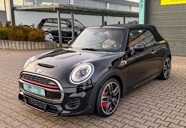 Mini John Cooper Works Cabrio 97.000 km 20.890 &euro; Niederzier 52382
