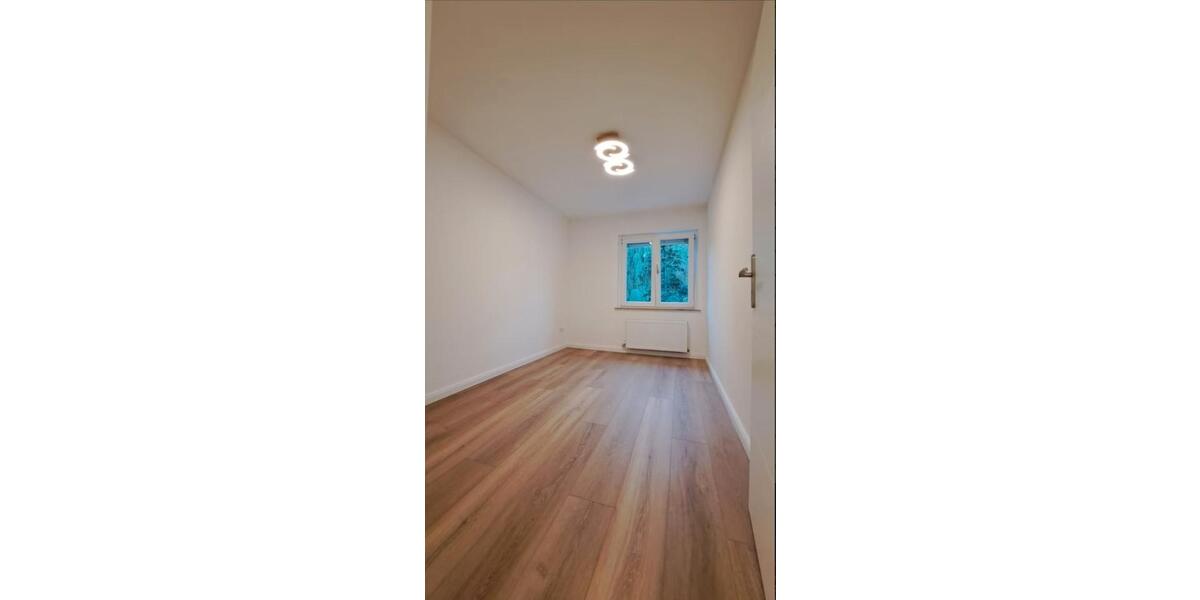 Reihenhaus Bonn Hardtberg - 7 Zimmer, 203 m&sup2;, 870.000&euro; | Angebot:26109625