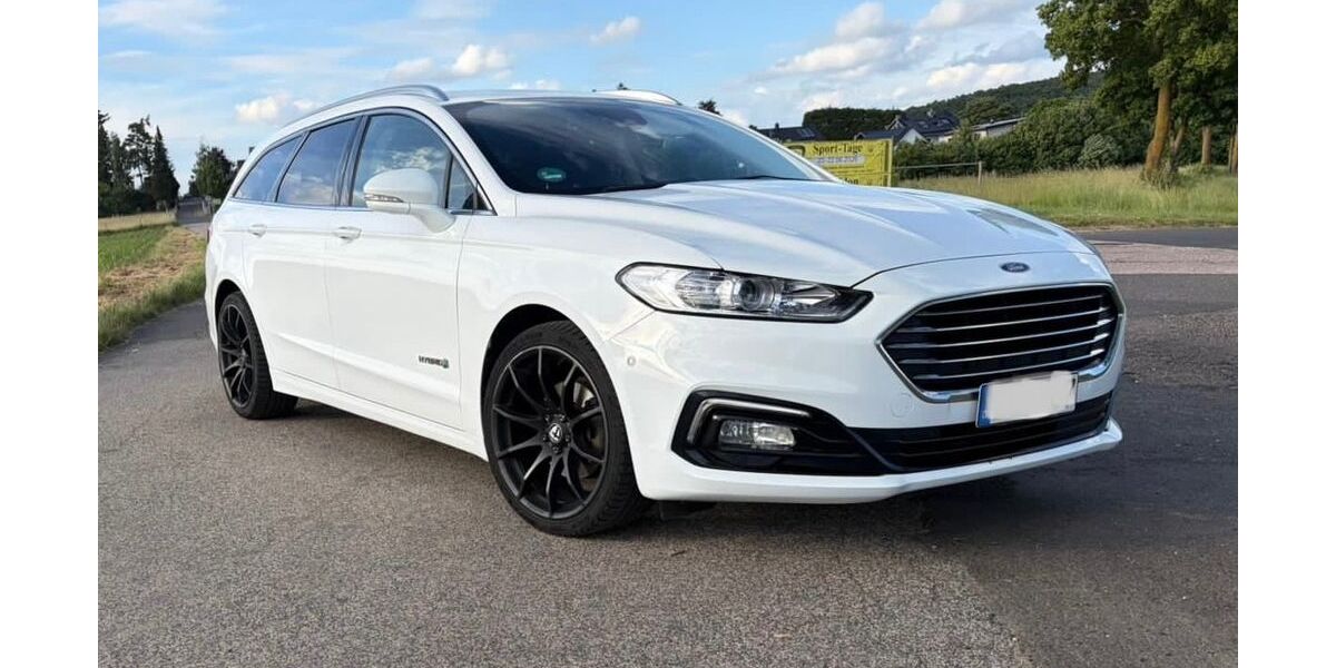 Ford Mondeo 156.000 km 12.700 &euro; Euskirchen 53881