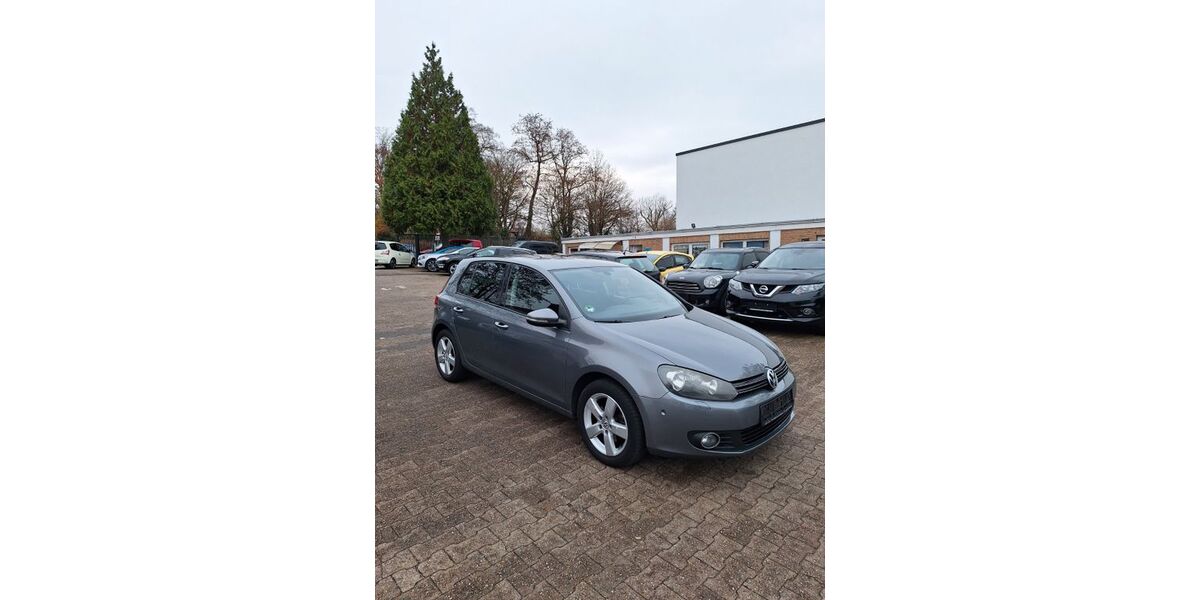 VW Golf 154.000 km 4.899 &euro; Bonn 53227