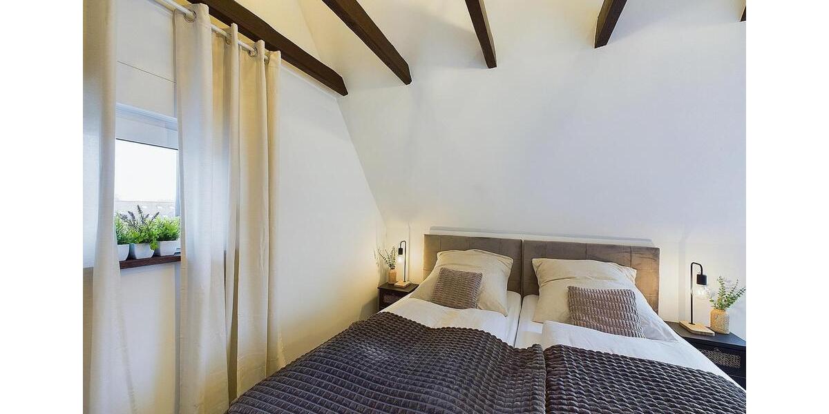 Dachgeschoßwohnung Leverkusen Schlebusch - 1.5 Zimmer, 35 m&sup2;, 550&euro; | Angebot:25843017