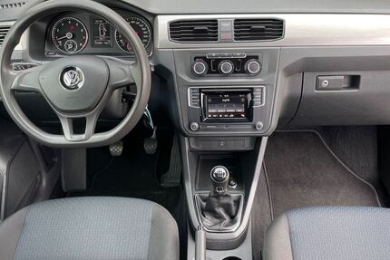 VW Caddy 121.000 km 9.999 &euro; Rommerskirchen 41569