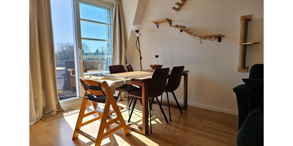 Dachgeschoßwohnung Frechen - 4 Zimmer, 94 m&sup2;, 410.000&euro; | Angebot:25772336