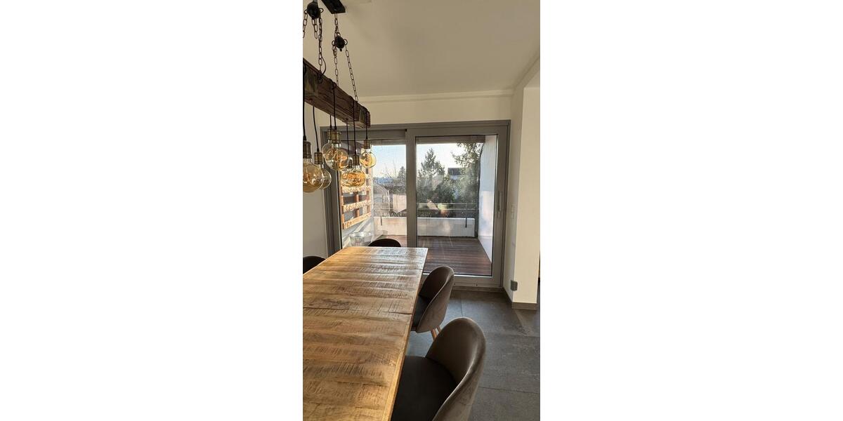 Etagenwohnung Köln Rodenkirchen - 3 Zimmer, 83 m&sup2;, 1.850&euro; | Angebot:25887333