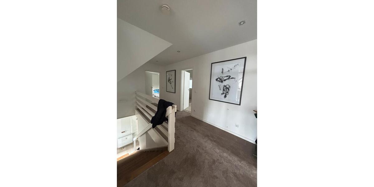 Maisonettenwohnung Siegburg - 3 Zimmer, 132 m&sup2;, 2.050&euro; | Angebot:25981158