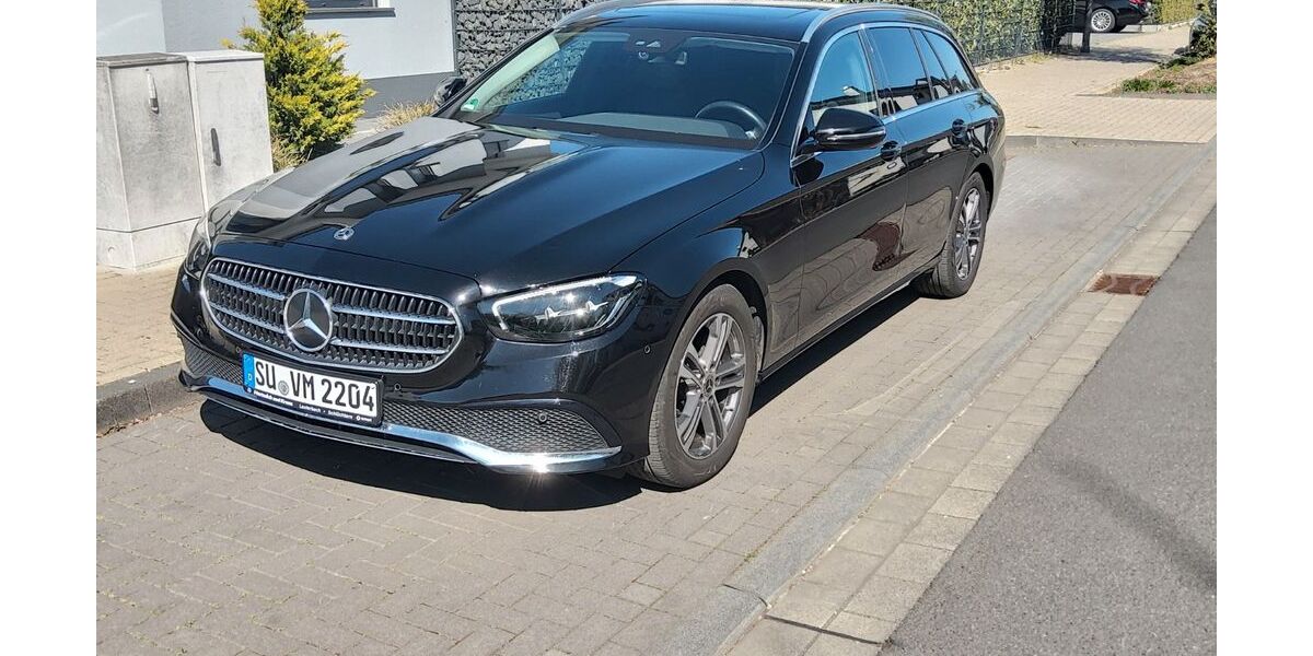 Mercedes-Benz E 220 90.000 km 29.400 &euro; Troisdorf 53842