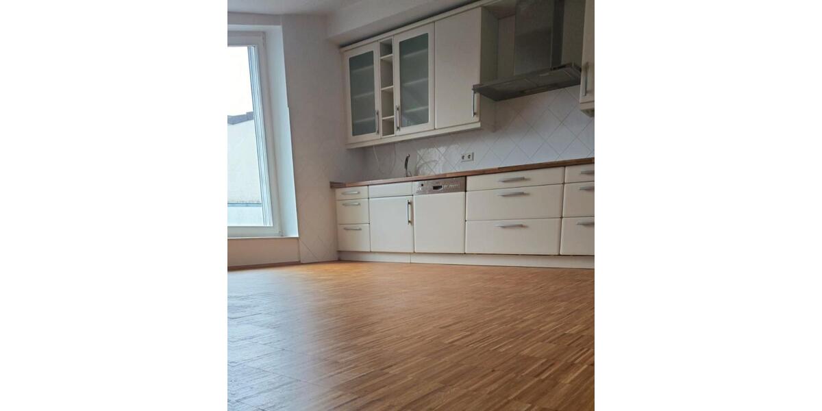 Maisonettenwohnung Bonn Hardtberg - 3.5 Zimmer, 125 m&sup2;, 1.700&euro; | Angebot:25943427