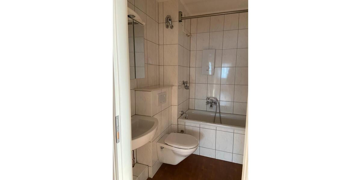 Etagenwohnung Sankt Augustin - 3 Zimmer, 80 m&sup2;, 217.000&euro; | Angebot:23424002