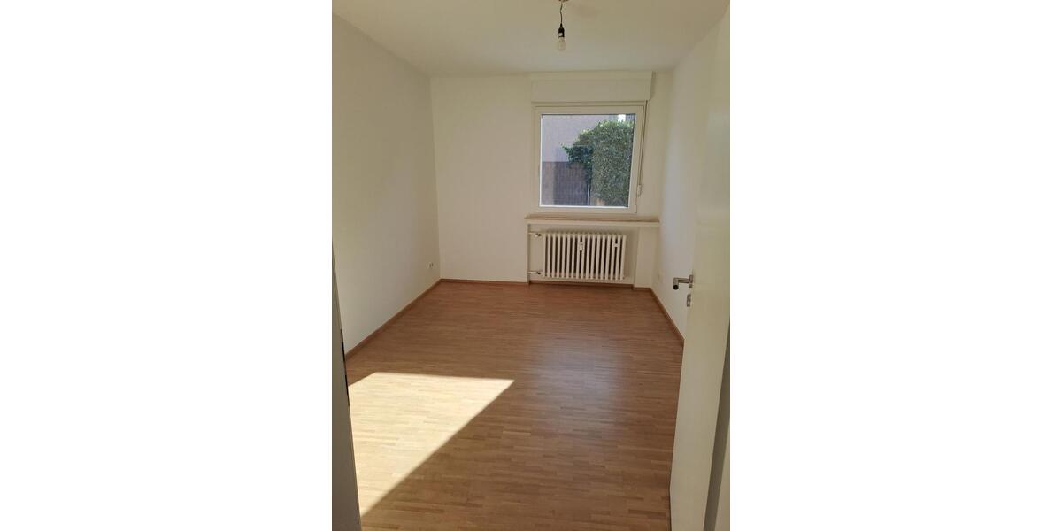 Erdgeschoßwohnung Köln Rodenkirchen - 3 Zimmer, 80 m&sup2;, 1.186&euro; | Angebot:26040968
