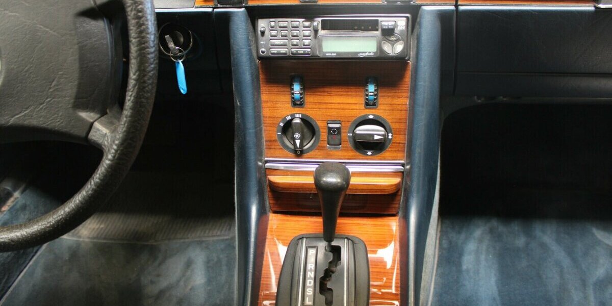 Mercedes-Benz SL 280 -OLDTIMER - G-KAT - Cabrio - 191.721 km 24.980 &euro; Euskirchen 53881