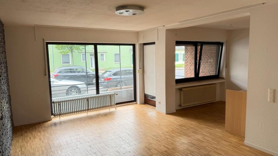 Etagenwohnung Düren Mariaweiler-Hoven - 3 Zimmer, 78 m&sup2;, 960&euro; | Angebot:26521324