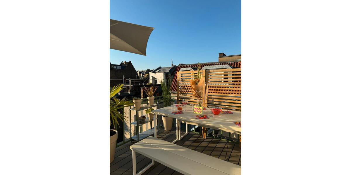 Dachgeschoßwohnung Köln Ehrenfeld - 2 Zimmer, 50 m&sup2;, 1.200&euro; | Angebot:26020353