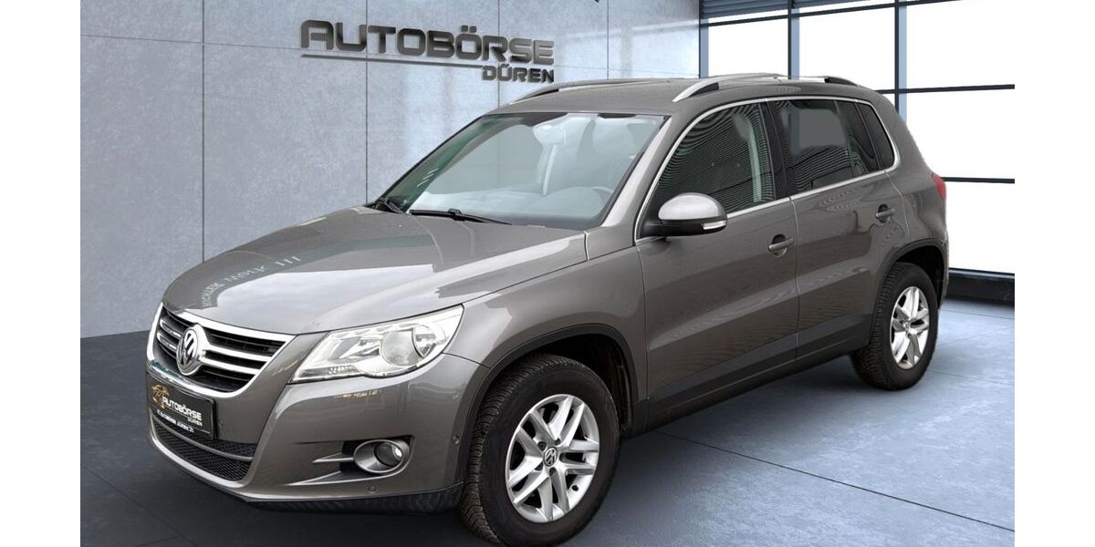 VW Tiguan 138.246 km 9.499 &euro; Düren 52349