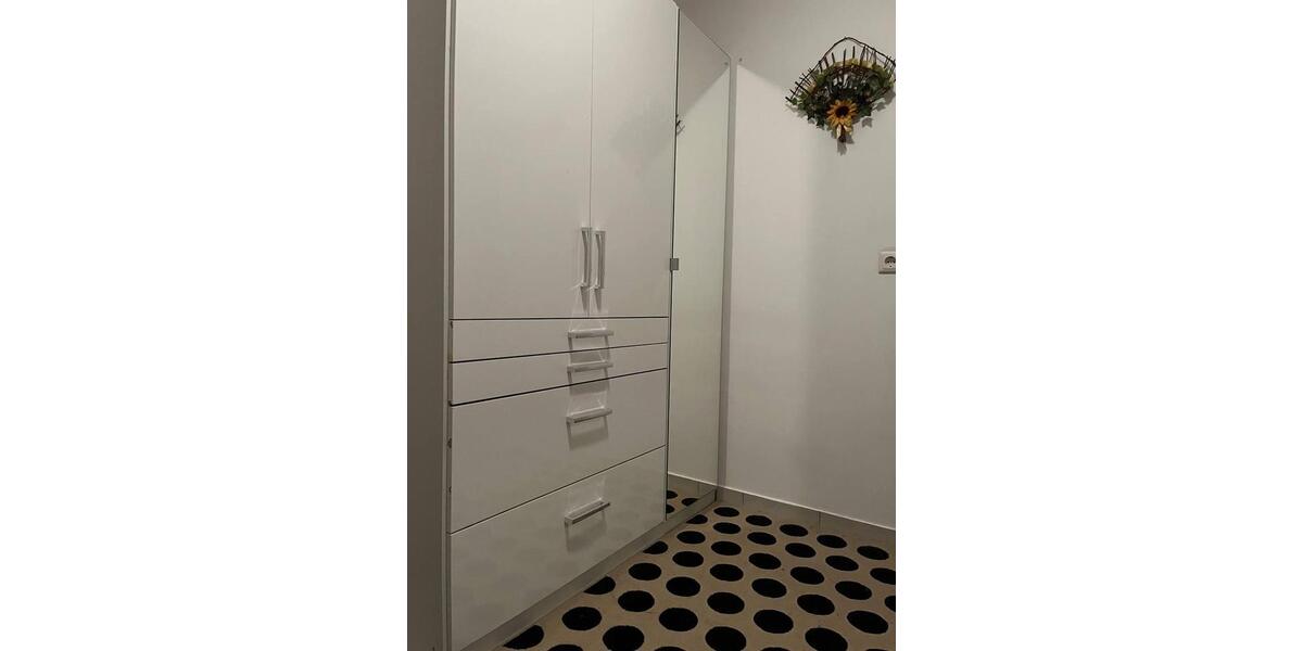 Etagenwohnung Kerpen Buir - 1.5 Zimmer, 35 m&sup2;, 700&euro; | Angebot:26165454