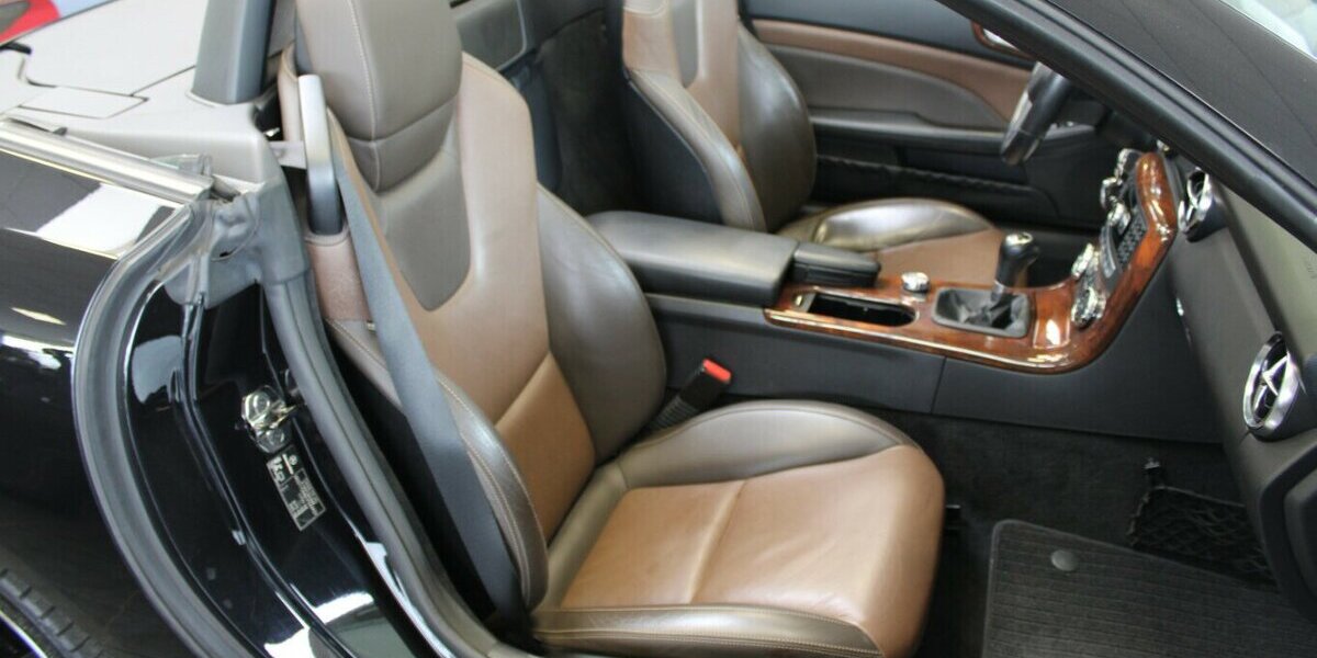 Mercedes-Benz SLK 200 BlueEFFICIENCY 83.438 km 15.980 &euro; Euskirchen 53881