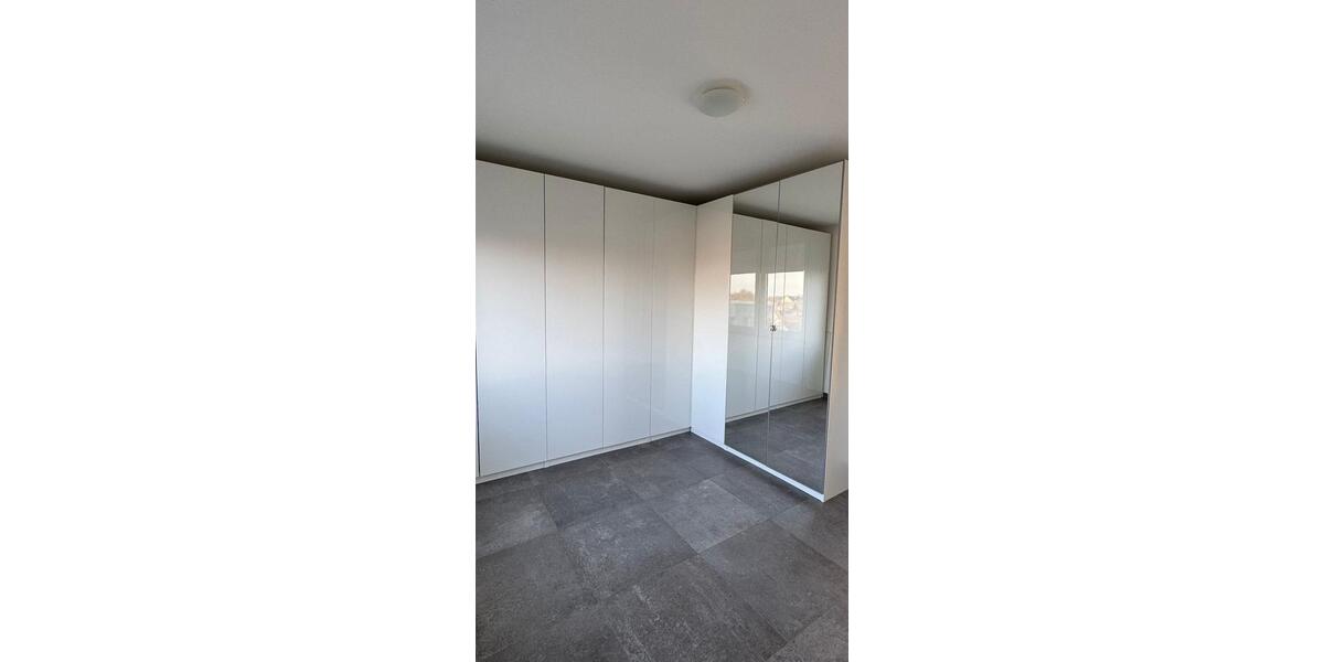 Etagenwohnung Köln Rodenkirchen - 3 Zimmer, 83 m&sup2;, 1.850&euro; | Angebot:25887333