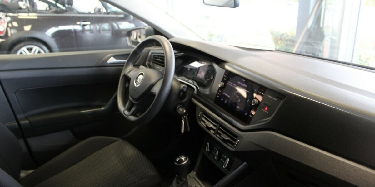 VW Polo 1.0 Trendline 77.920 km 10.980 &euro; Euskirchen 53881