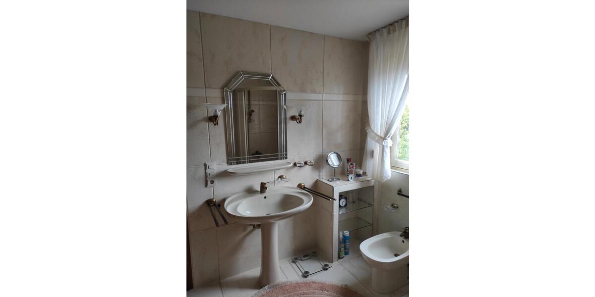 Mehrfamilienhaus, Wohnhaus Kerpen Buir - 7 Zimmer, 167 m&sup2;, 425.000&euro; | Angebot:27096777